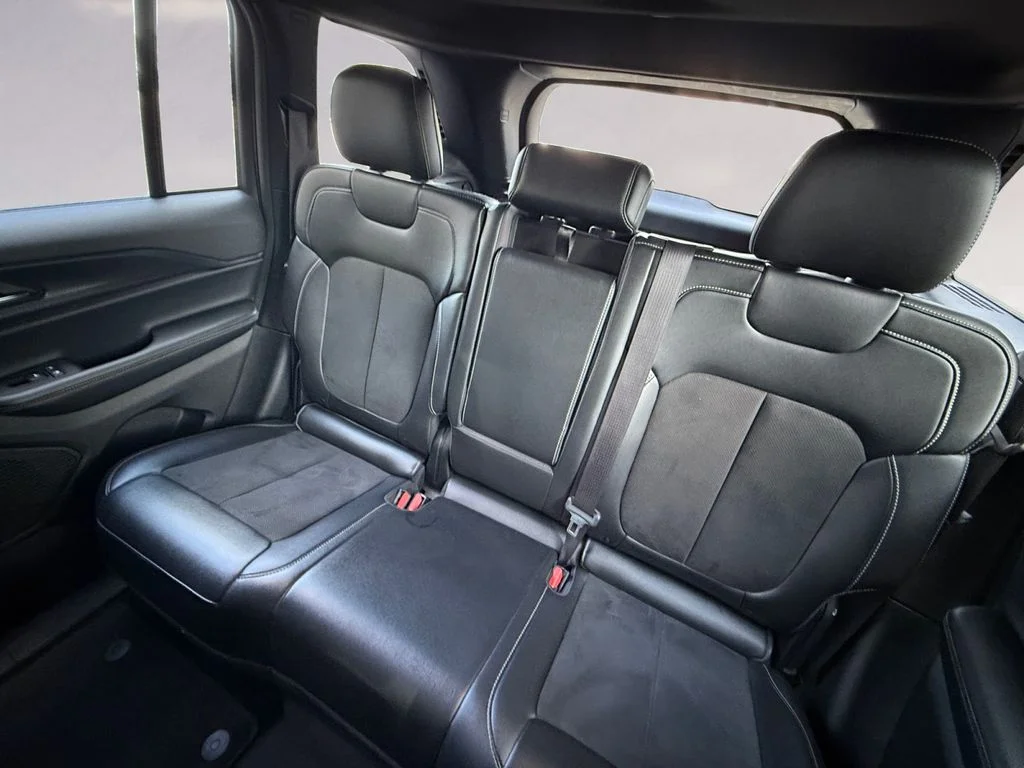 Used 2025 Silver Jeep Altitude image 16