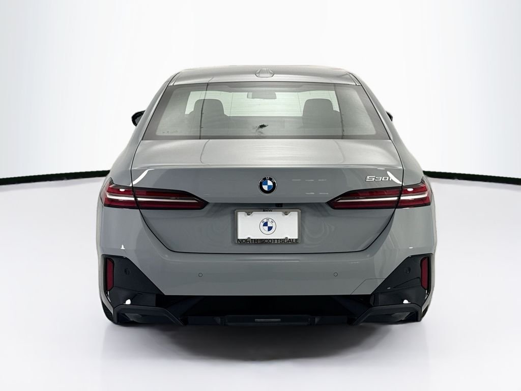 Used 2026 Gray Metallic BMW 530i image 6