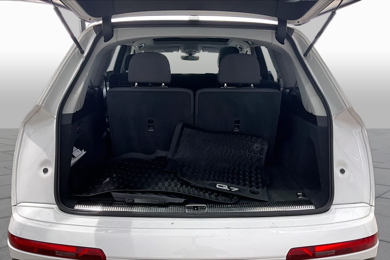 Used 2023 Carrara White Audi Premium Plus image 38