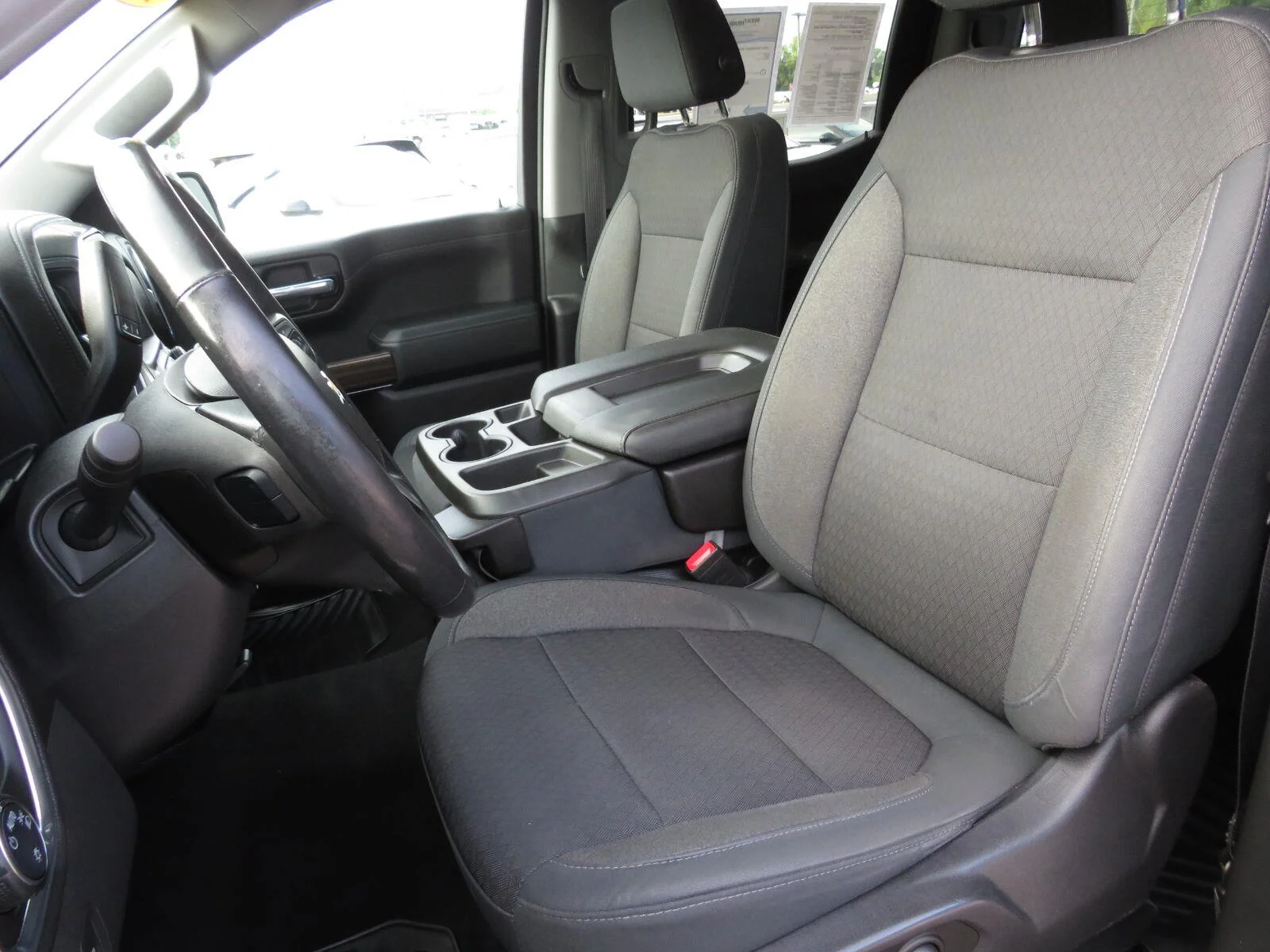 Used 2019  CHEVROLET TRUCK  image 23