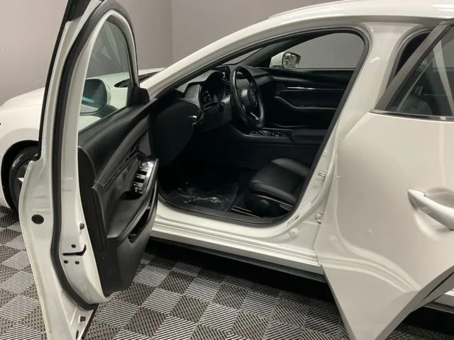 Used 2019 White Mazda Base image 14