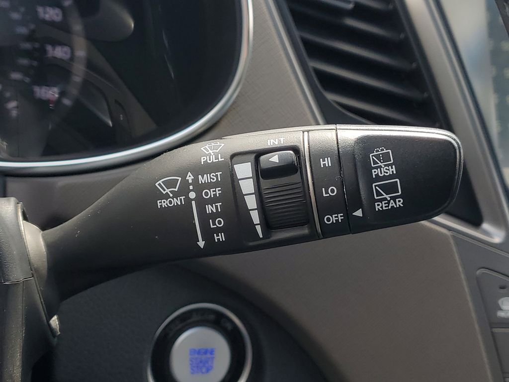 Used 2018 Silver Hyundai Limited Ultimate image 29