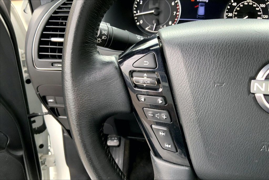Used 2023 White Nissan SL image 11