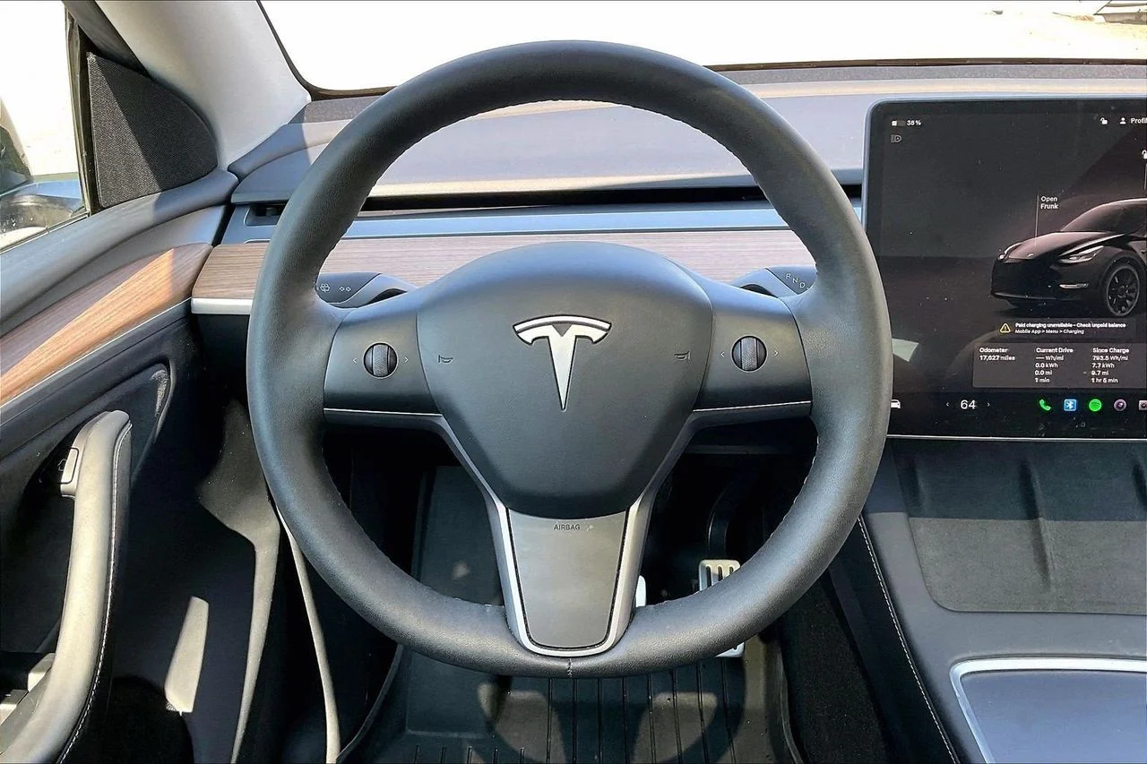 Used 2025  Tesla Performance image 10