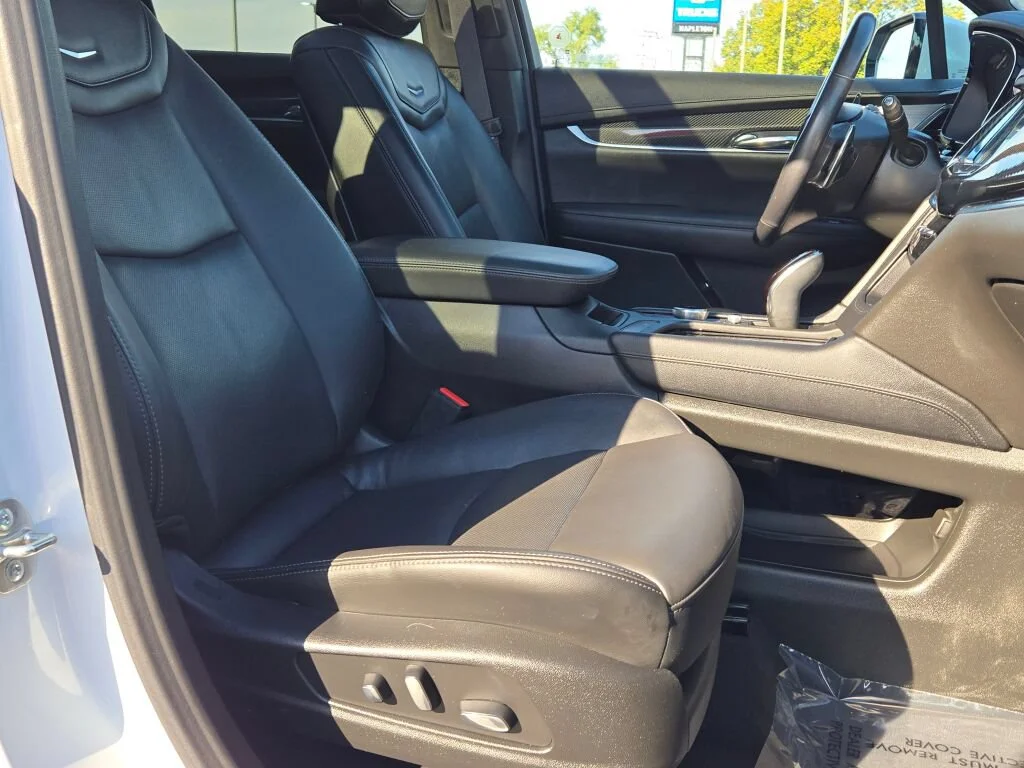 Used 2024 White Cadillac Sport image 4