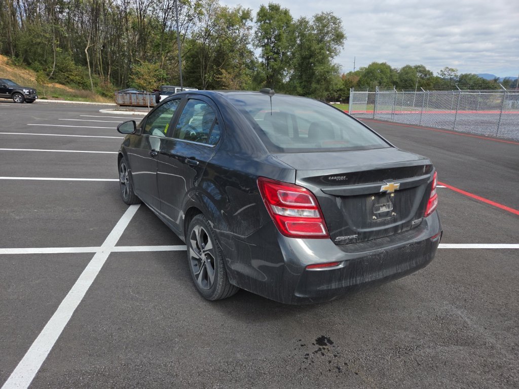 Used 2019 Gray Chevrolet Premier image 11