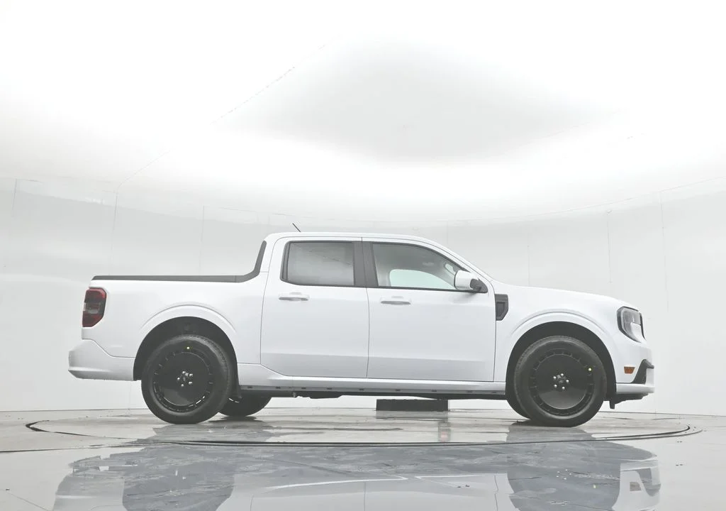 New 2025 White Ford Lobo Standard image 46