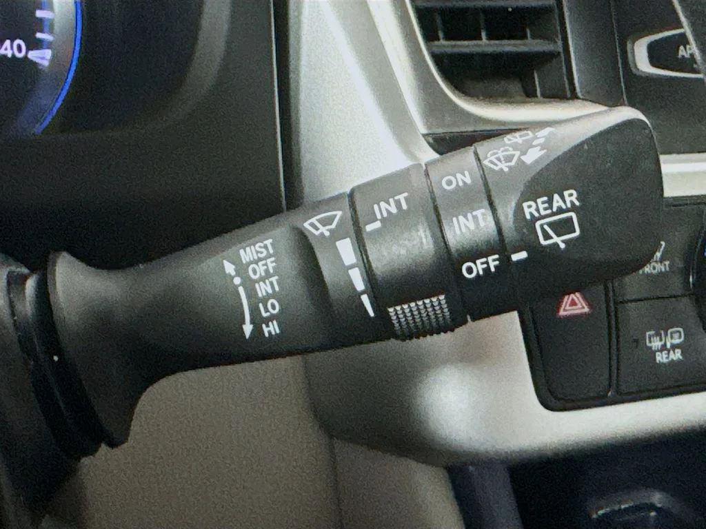 Used 2014 Black Toyota LE Plus V6 image 14
