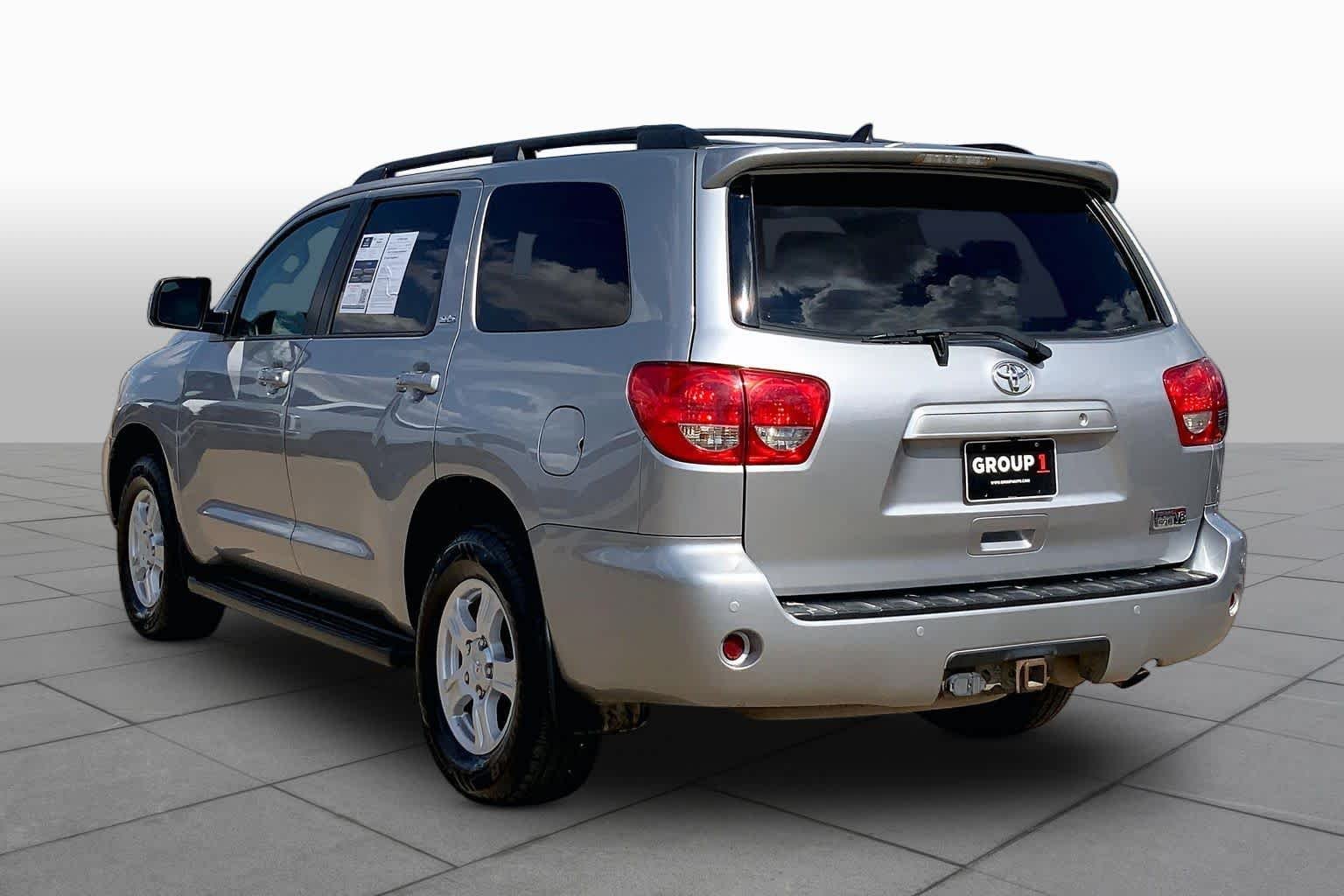 Used 2017 Silver Sky Metallic Toyota SR5 image 12