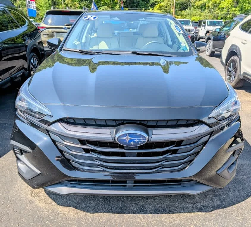 Certified Used 2025 Crystal Black Silica Subaru Limited image 2