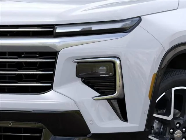 New 2026 Polar White Tricoat Chevrolet High Country image 10