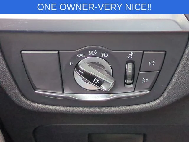 Used 2024 White BMW xDrive30i image 19