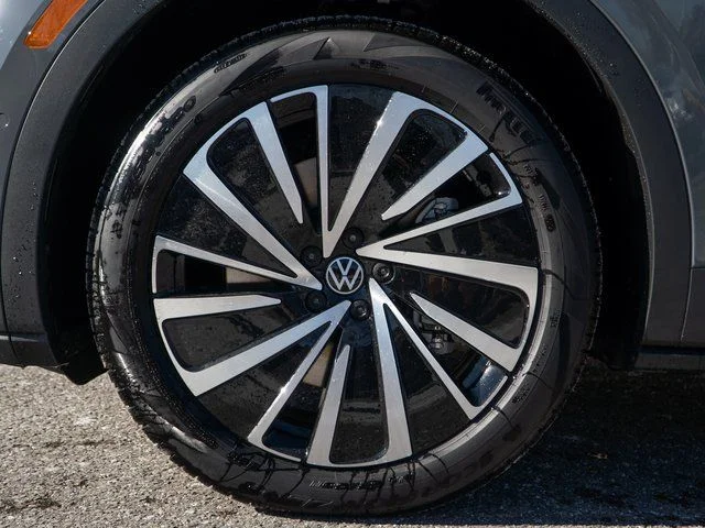 New 2025 Gray Volkswagen Pro image 7