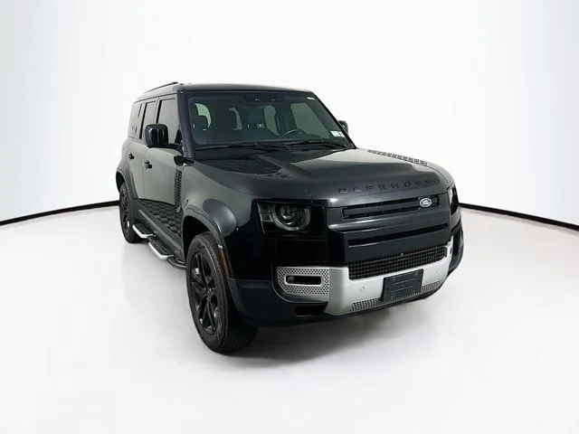 Used 2024  Land Rover S image 3