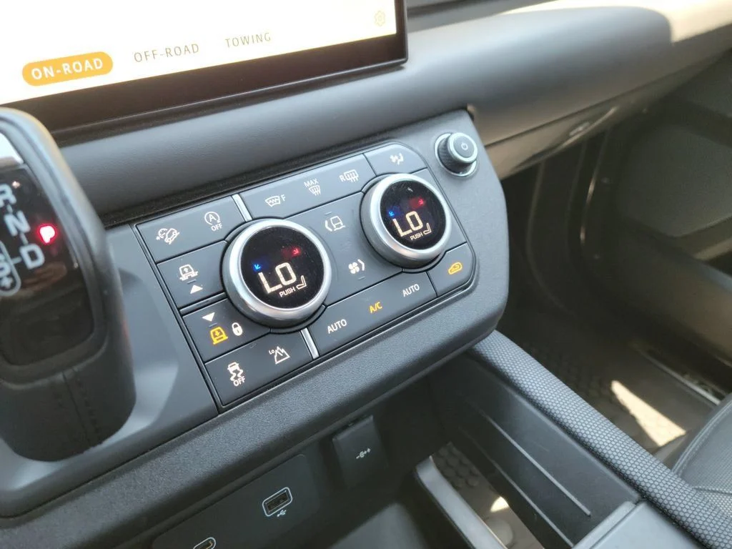 2023 Land Rover Defender V8 - Photo 27