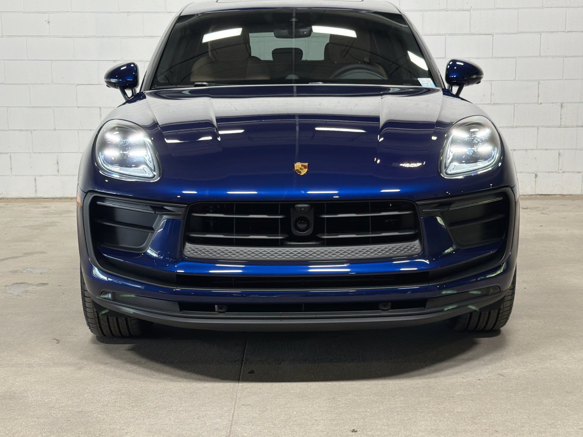 New 2026 Gentian Blue Metallic Porsche  image 9
