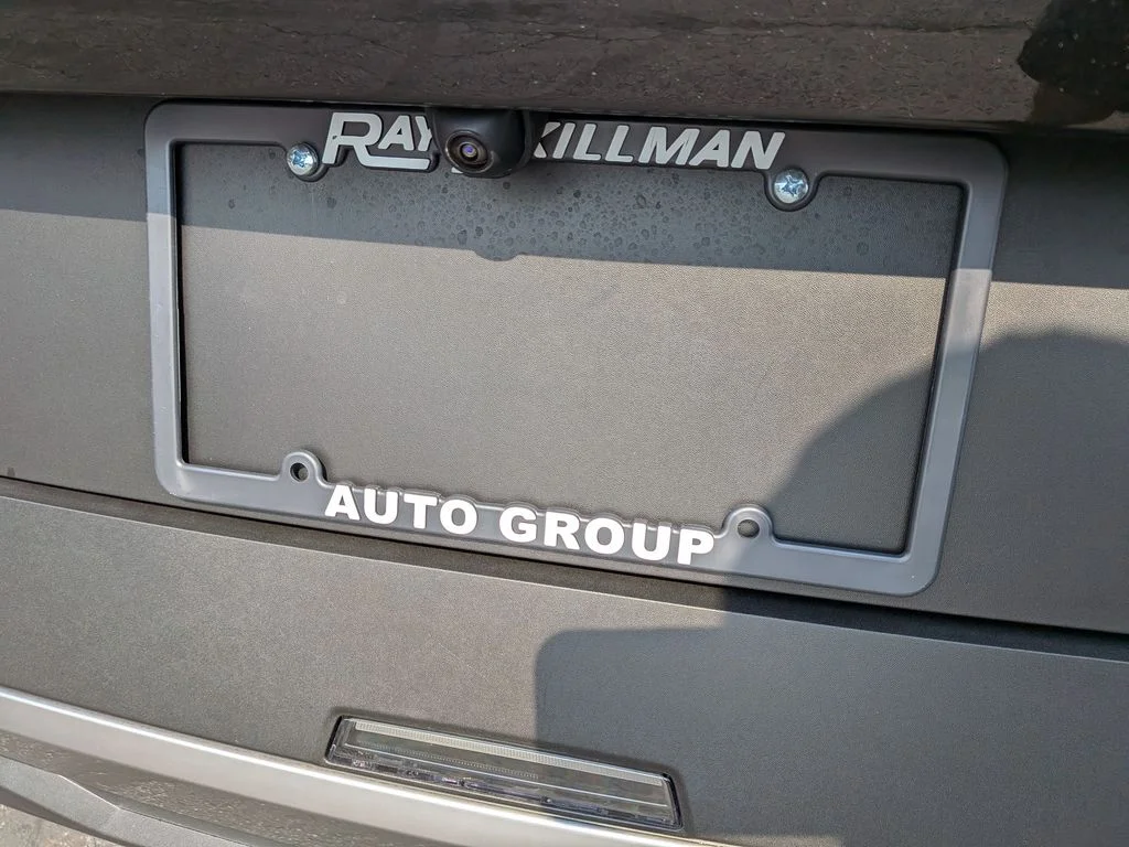 New 2027 Fusion Black Kia EX image 23