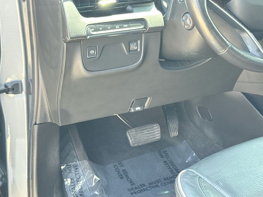 Used 2022 Gray Cadillac Premium image 17