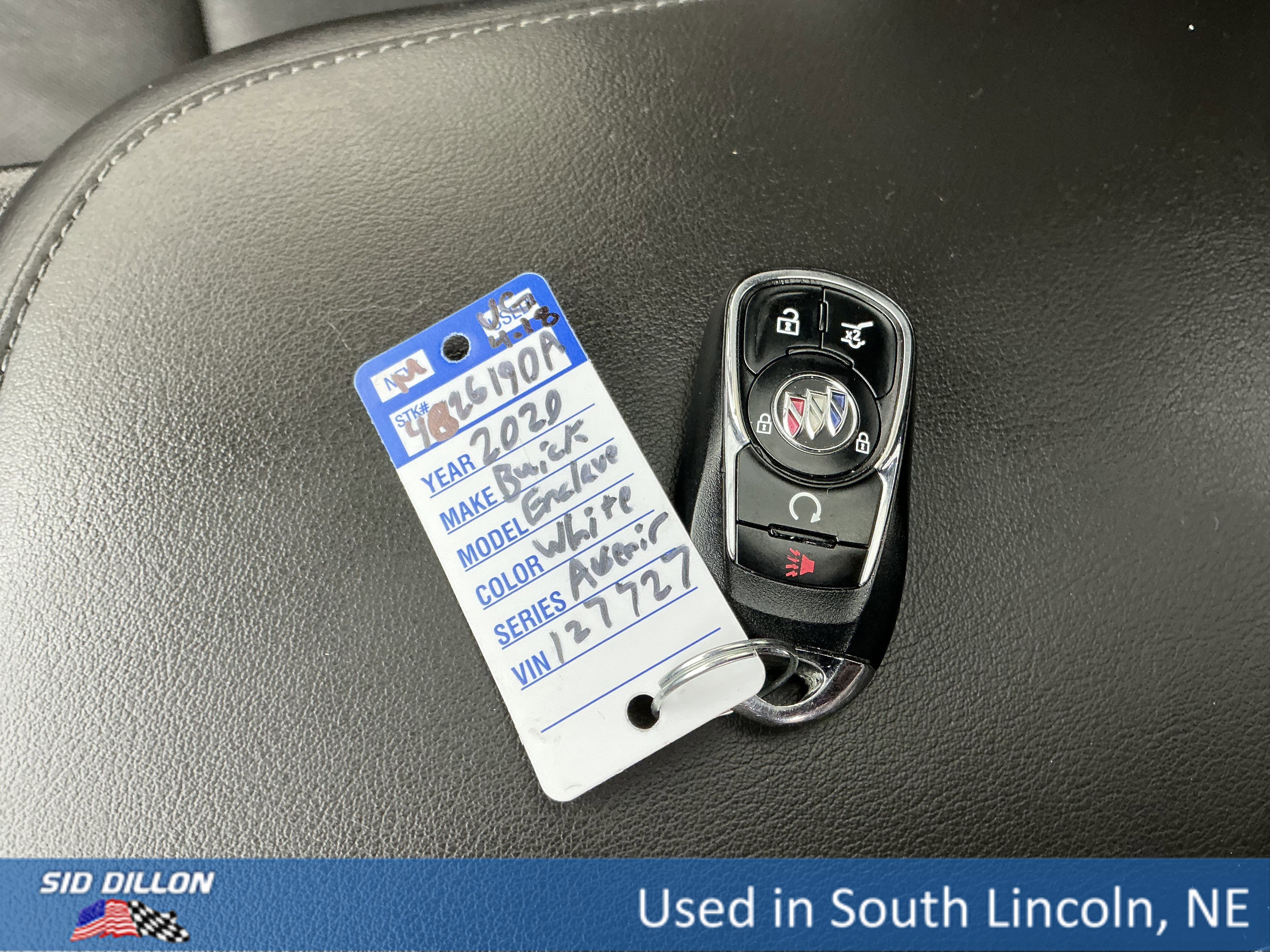Used 2020 White Frost Tricoat Buick Avenir image 8
