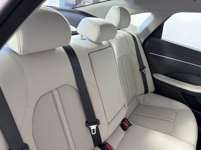 Used 2025 Red Hyundai SEL image 39
