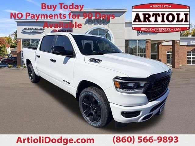2023 RAM 1500 Big Horn/Lone Star 4x4 Crew Cab 5'7's photo