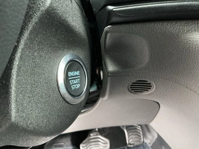 New 2026 Oxford White Ford Base image 23