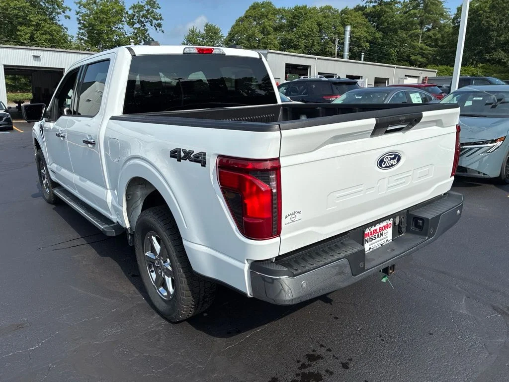 Used 2024 White Ford XLT image 5