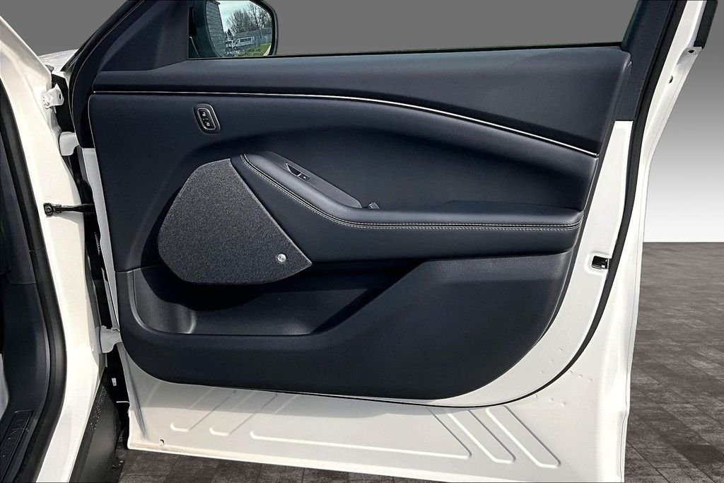 2026 Ford Mustang Mach-E Premium - Photo 27