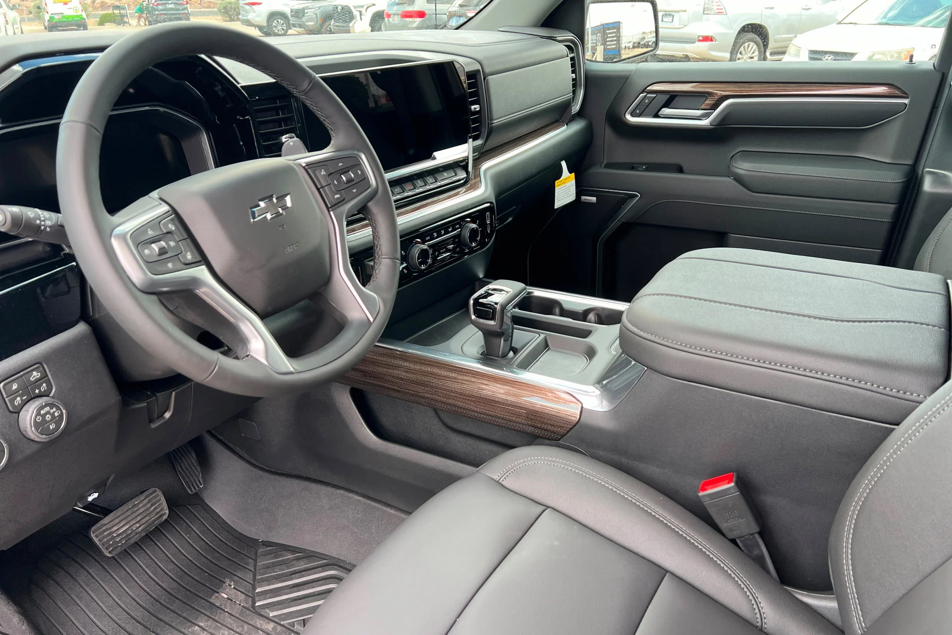 2026 Chevrolet Silverado 1500 RST - Photo 15