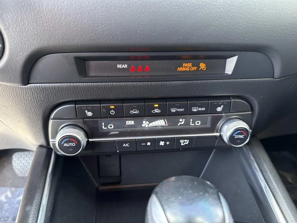 Used 2021 Silver Mazda Grand Touring image 32