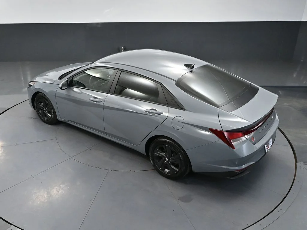 Used 2021 Gray Hyundai SEL image 52