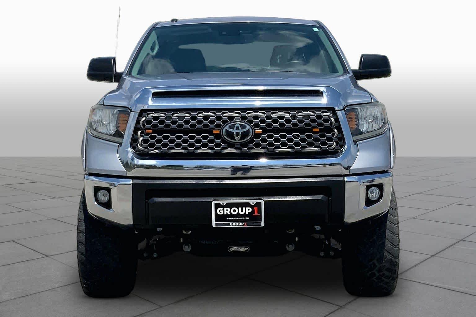 Used 2019 Silver Sky Metallic Toyota SR5 image 4
