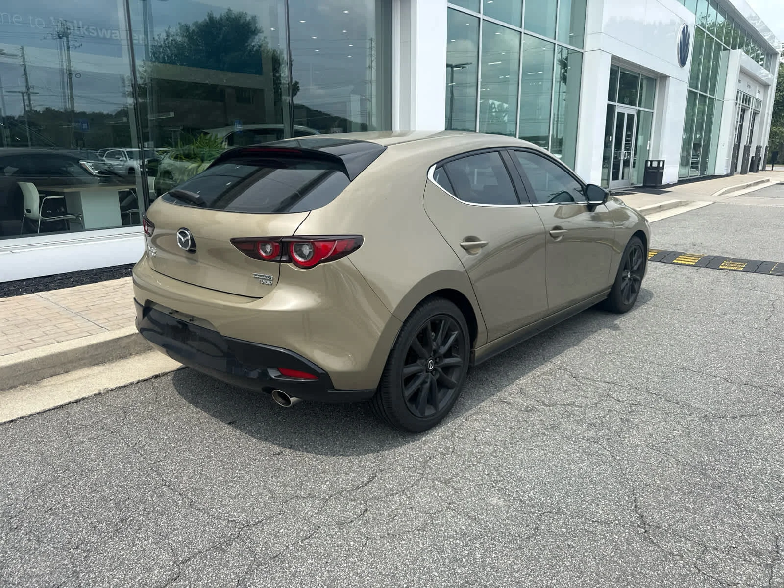 Used 2025 Zircon Sand Metallic Mazda 2.5 Carbon Turbo image 7