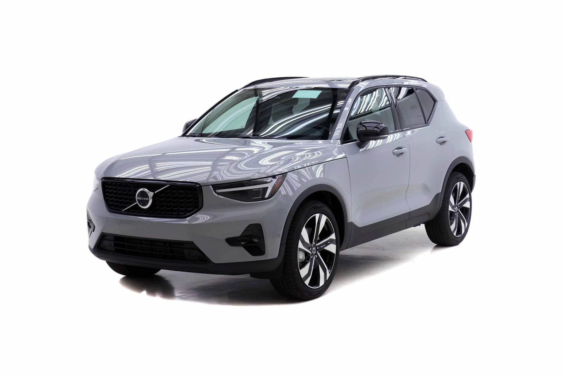 2026 Volvo XC40