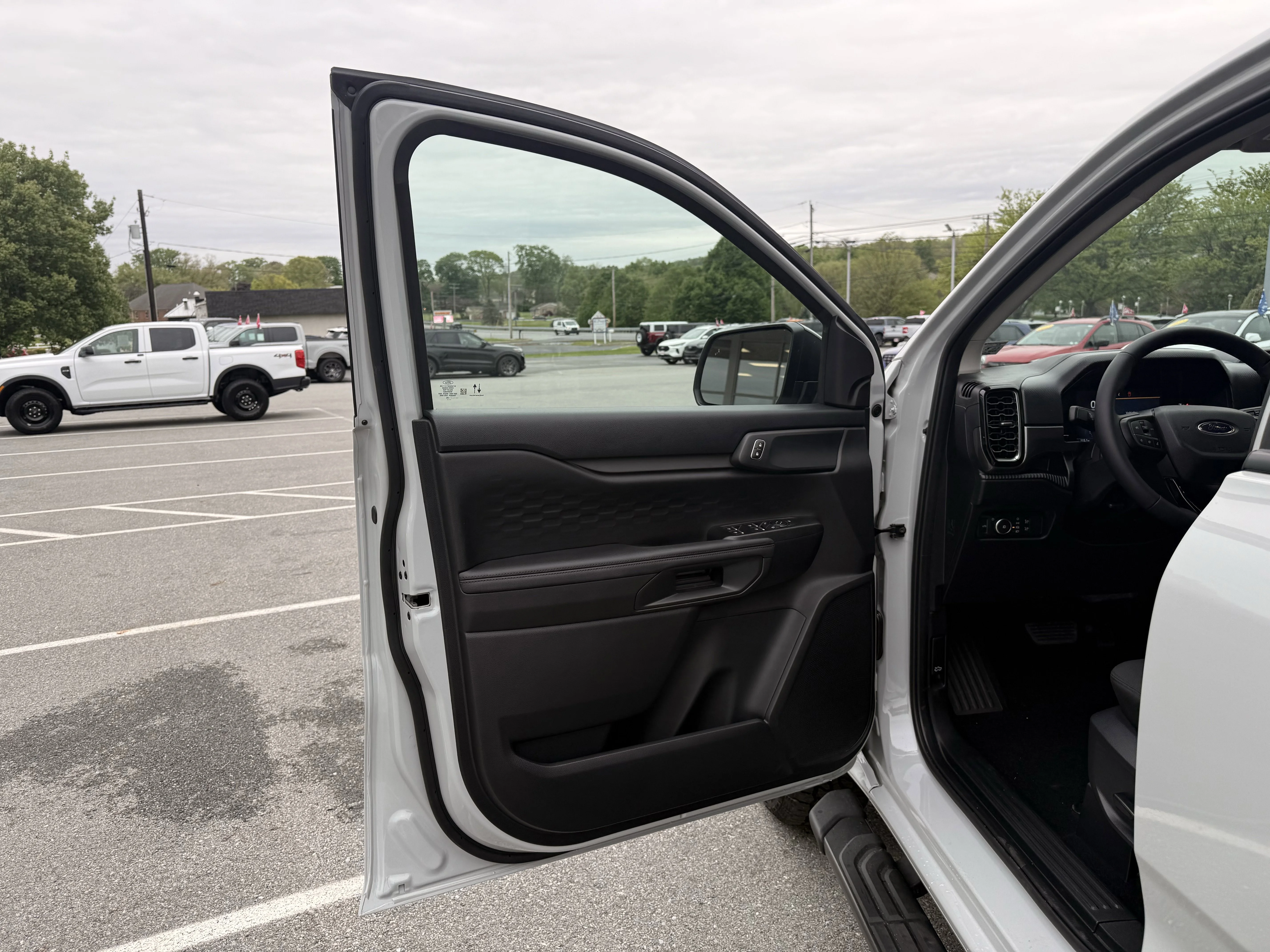 New 2026 Avalanche Ford XLT image 10
