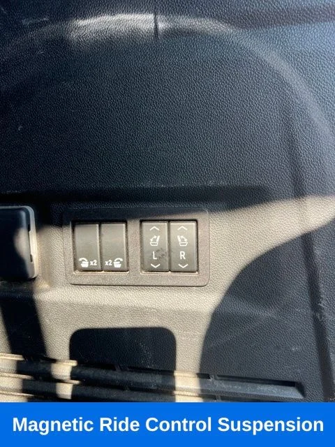 Used 2023 Black GMC Denali image 10