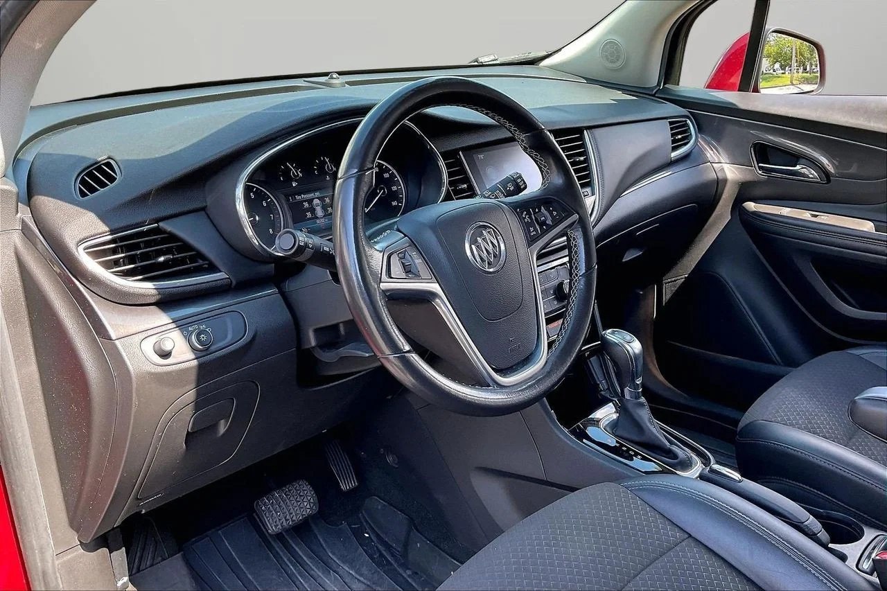 Used 2019 Red Buick Preferred image 18