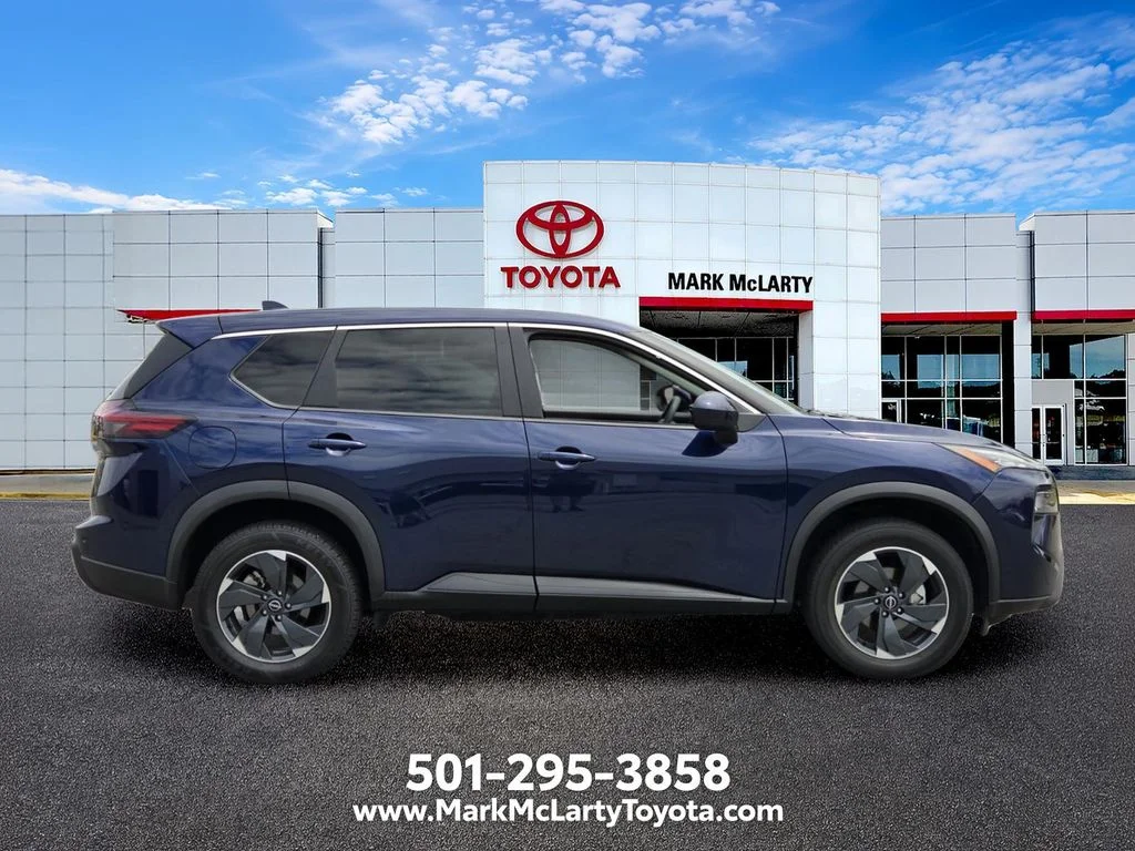 Used 2024 Blue Nissan SV image 6