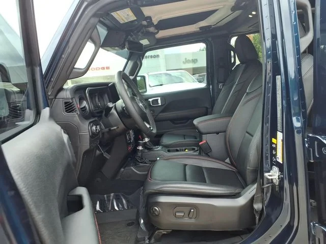 Used 2025 Blue Jeep Rubicon image 13