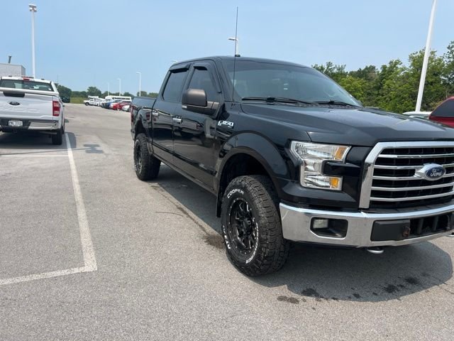 Used 2017 Shadow Black Ford XLT image 7