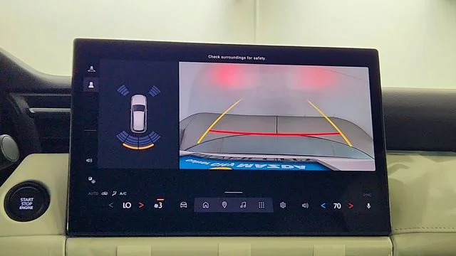New 2026 White Metallic Mazda 2.5 S Select image 19
