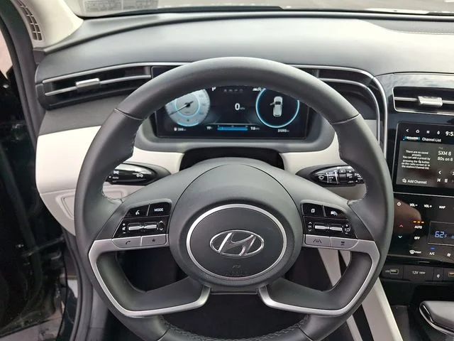 Used 2024 Black Hyundai SEL image 20