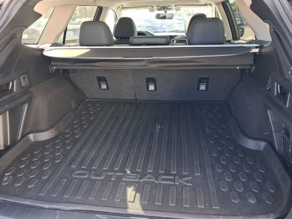 Used 2020 Gray Subaru Onyx Edition XT image 11