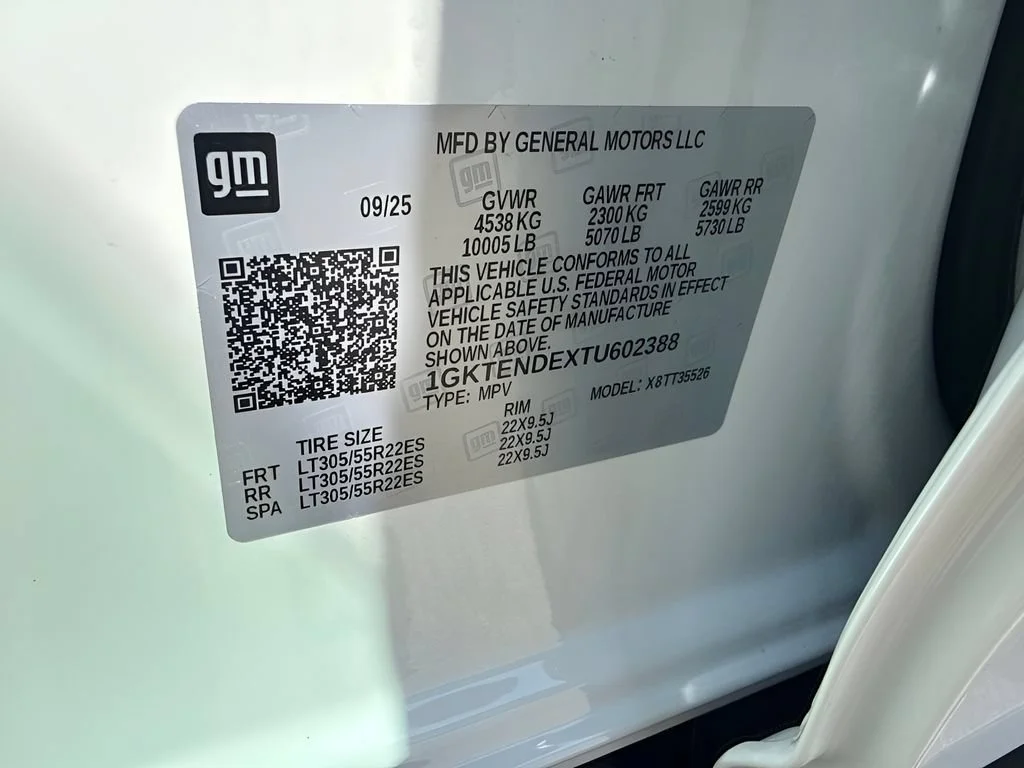 Used 2026 Interstellar White GMC 2X image 40