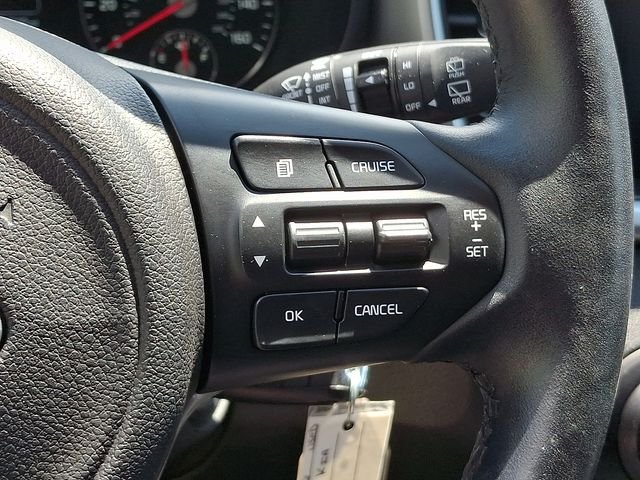 Used 2016 Silver Kia LX image 22