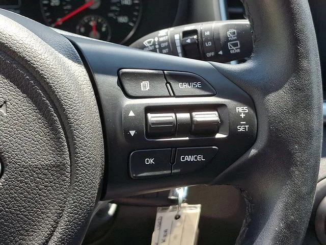 Used 2016 Silver Kia LX image 22