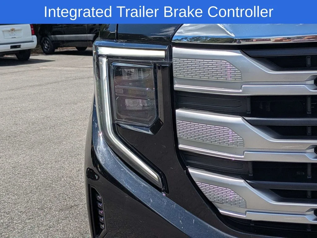 Used 2023 Black GMC SLE image 8