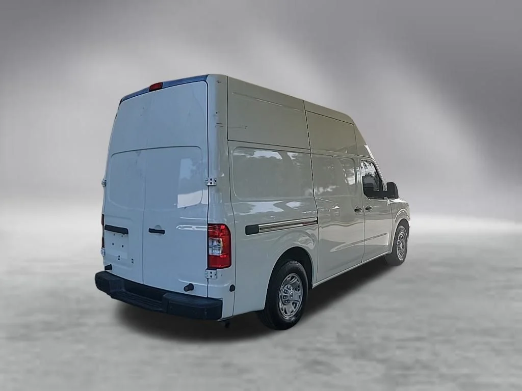 Used 2019 White Nissan SV image 4