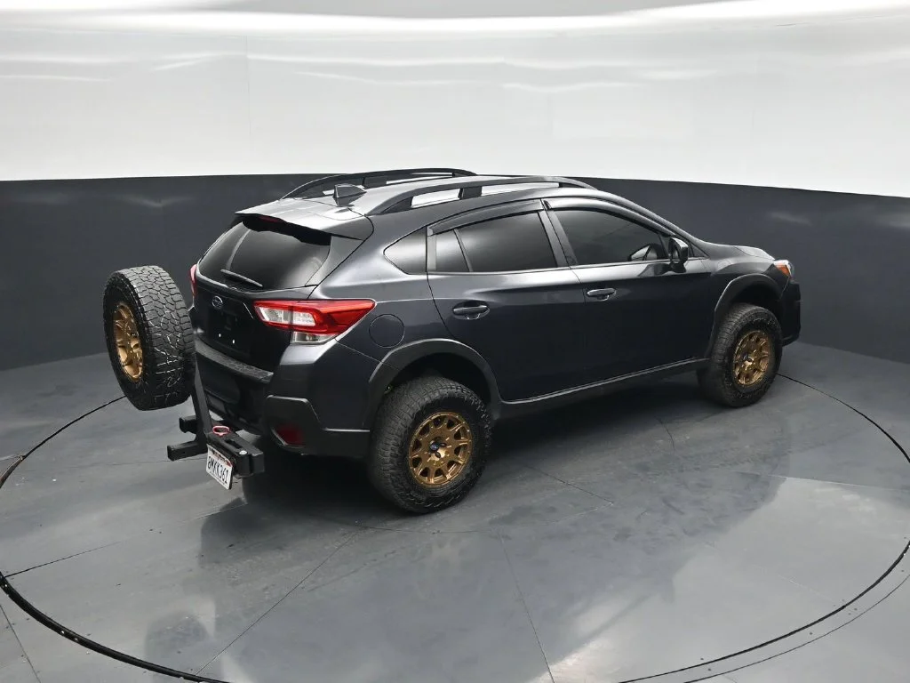 Used 2019 Gray Subaru 2.0i Premium image 39