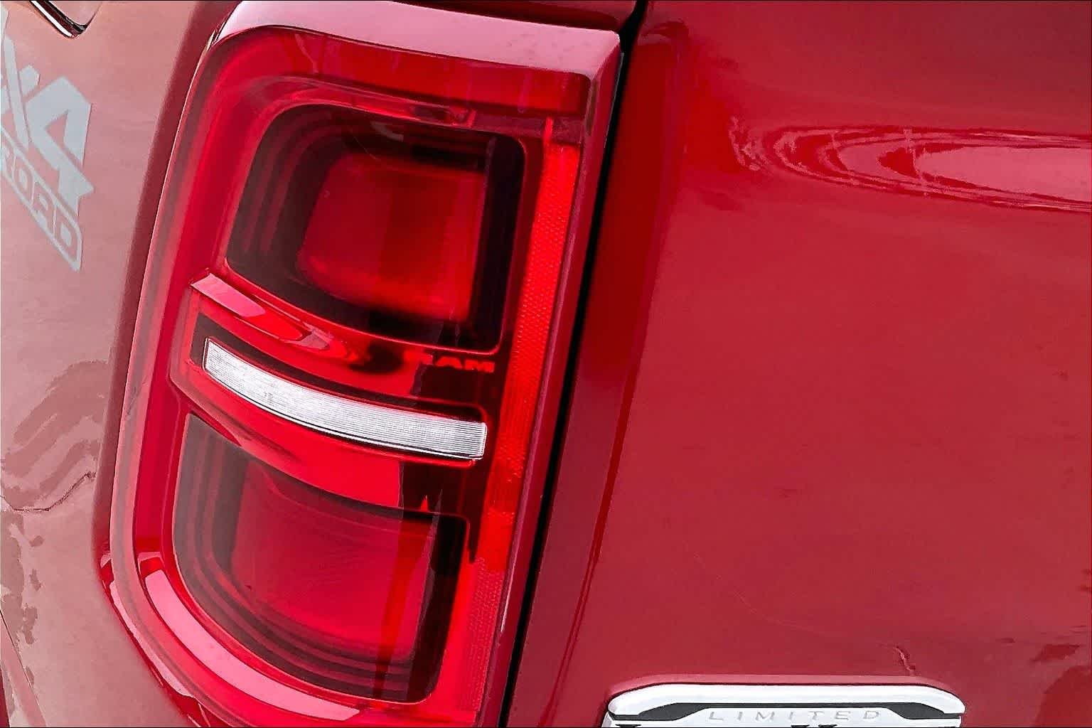 New 2026 Molten Red Pearl-Coat Exterior Paint RAM Longhorn image 14
